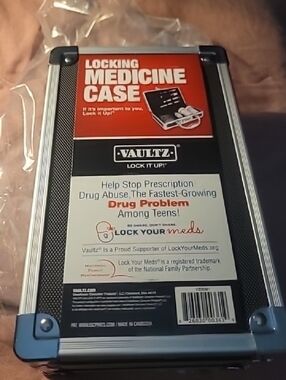 Vaultz Locking Medicine Case - Black & Silver